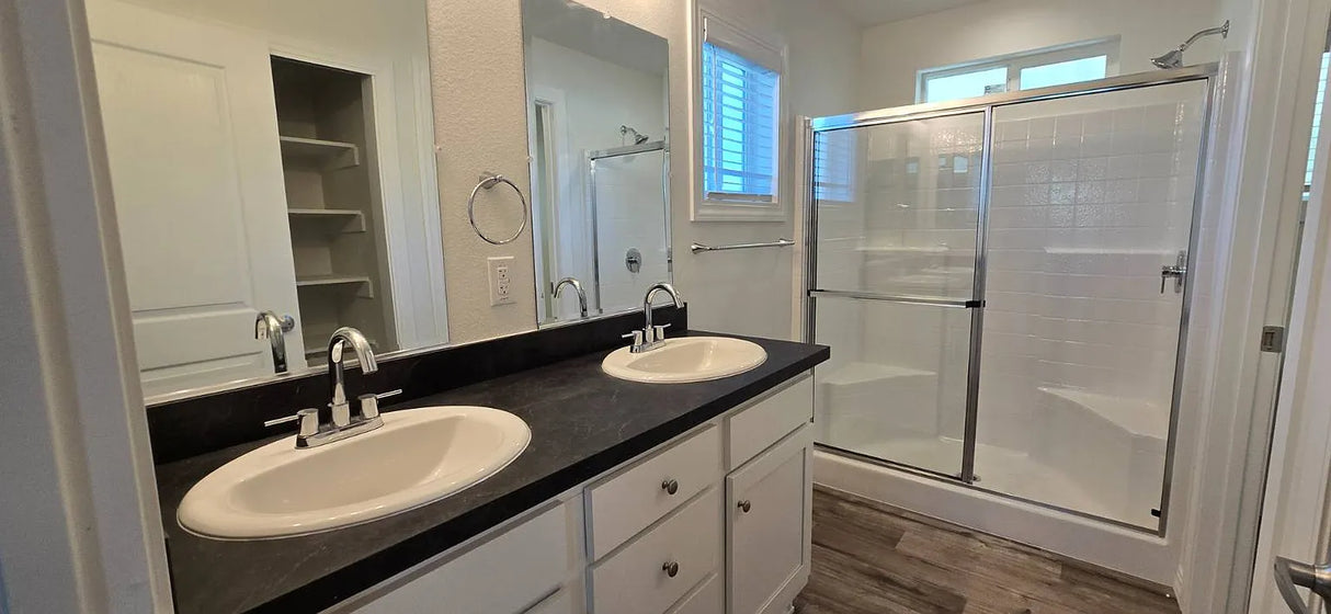 Terrace View, Space 72