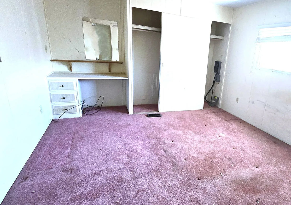 Palm Drive Court, Space D2