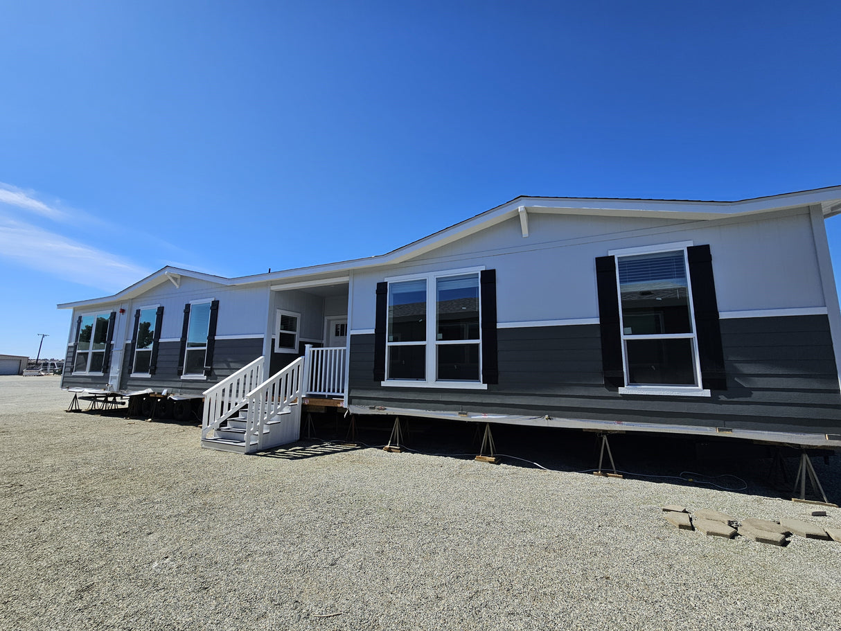 Pacific Grande BM14- 4BD & 2.5BA 2,455 SQFT