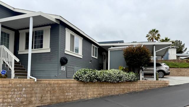 Cypress Hills, Space 66