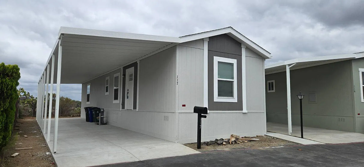 Terrace View, Space 117