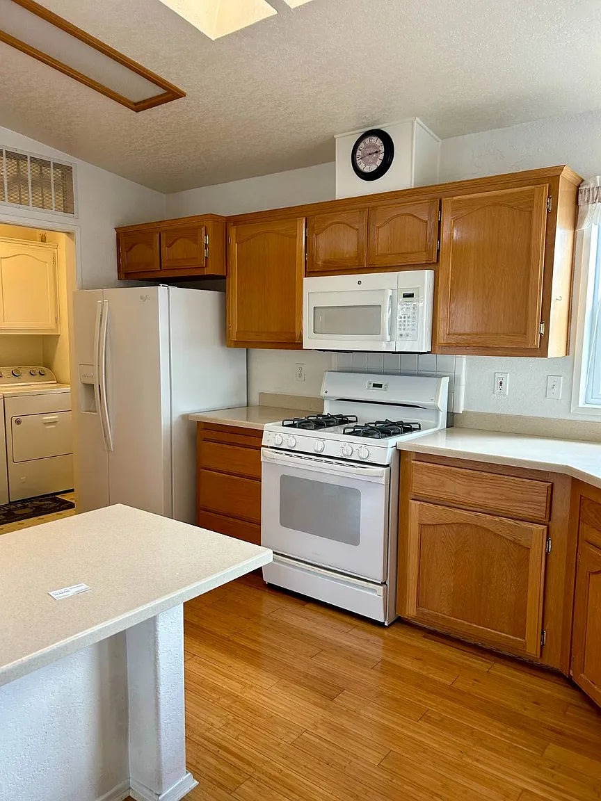 Vista Cascade, Space 38