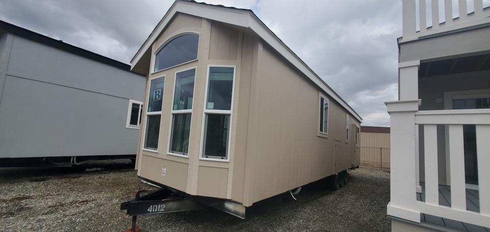 Pacific Park Model BMB- 1BD & 1 BA 397 SQFT