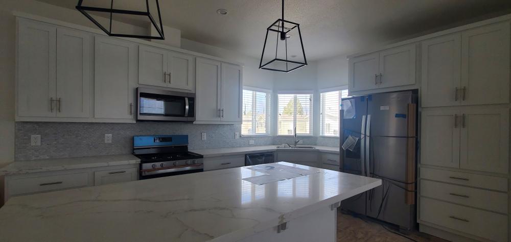 Pacific Olive BM6- 3BD & 2BA 1,228 SQFT