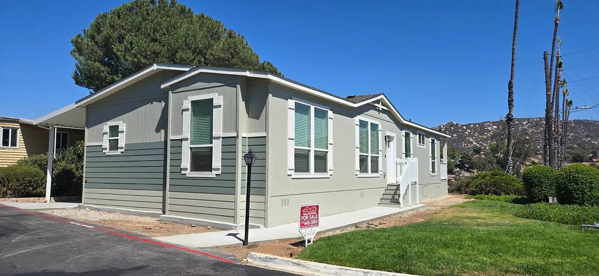 Terrace Views, Space 19