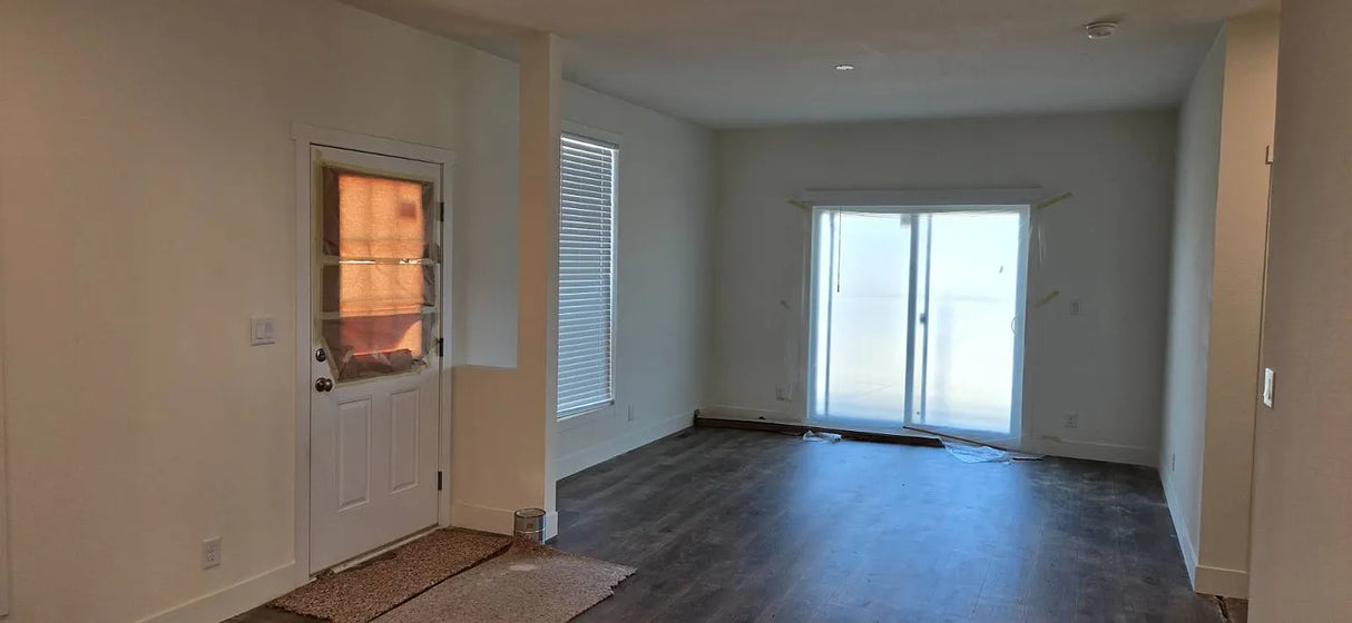 Terrace Views, Space 19