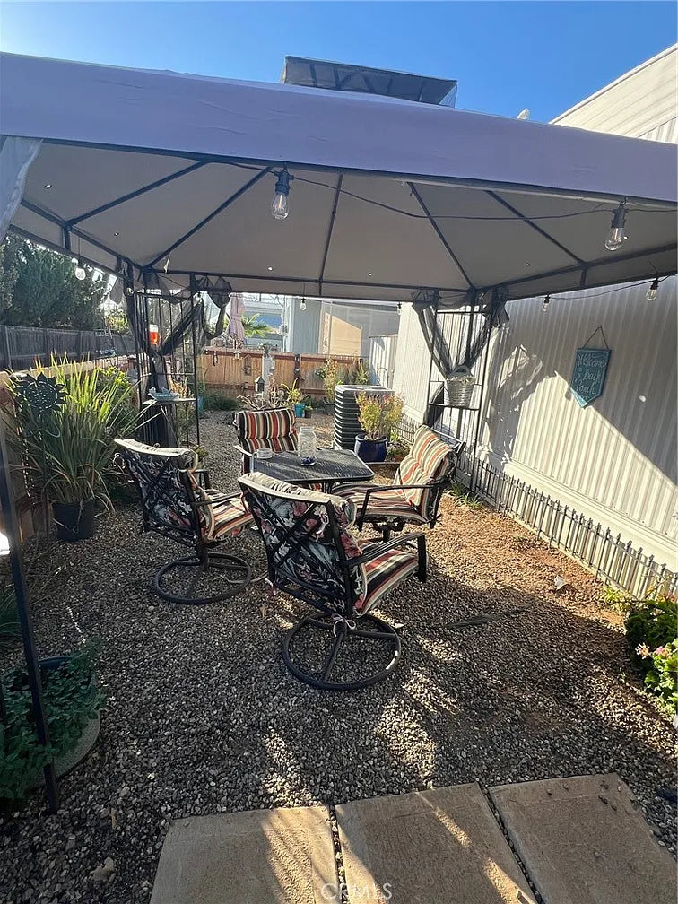 The Colony, Space 69