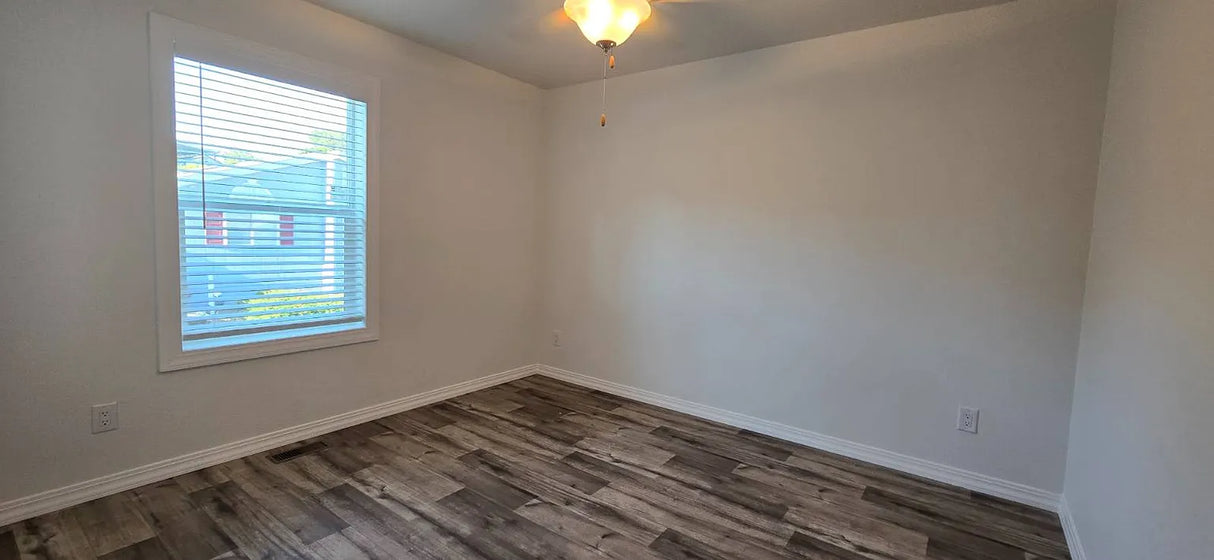 Terrace View, Space 72