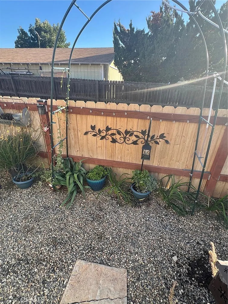 The Colony, Space 69