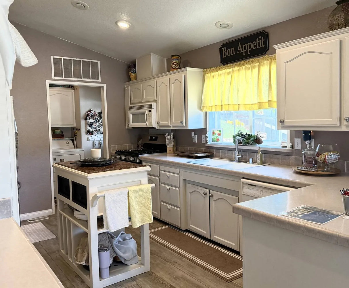 Cypress Hills, Space 66