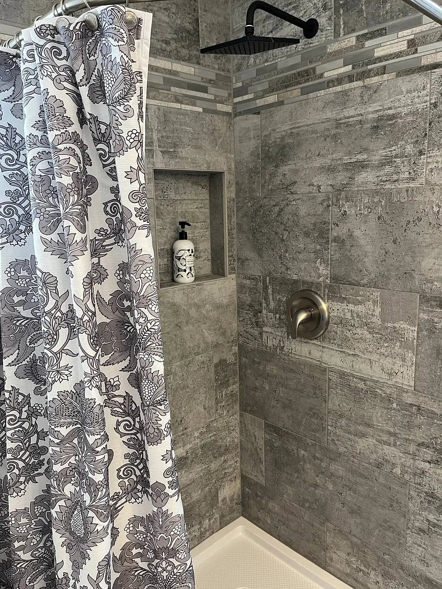 Forest Gardens, Space 221