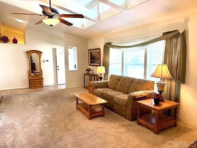 Rancho Escondido, Space 216