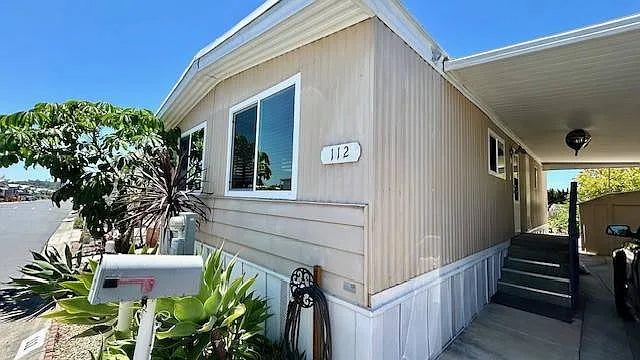 Vista Royal Lodge, Space 112