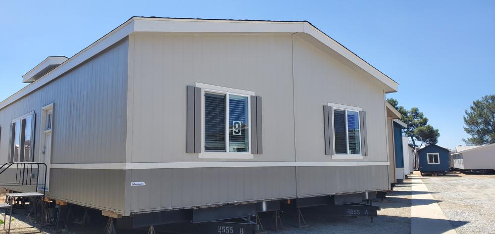 Pacific Ruby BM9- 3BD & 2BA 1,173 SQFT