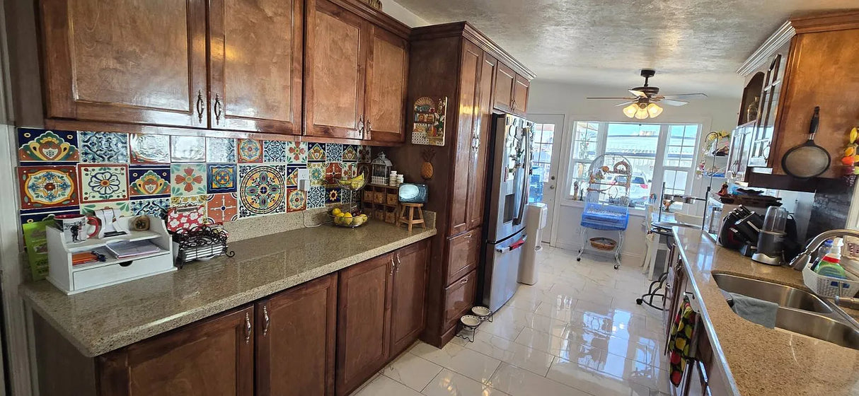 Pecan Park, Space 100