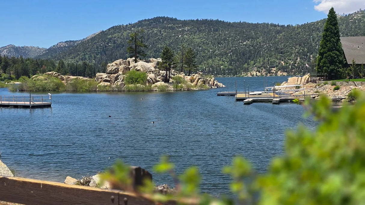 Big Bear Mobile Estates, Space RV2