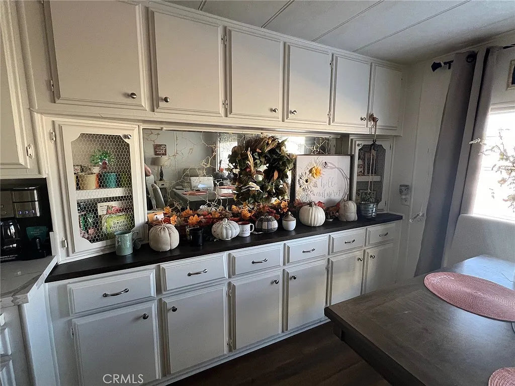 The Colony, Space 69