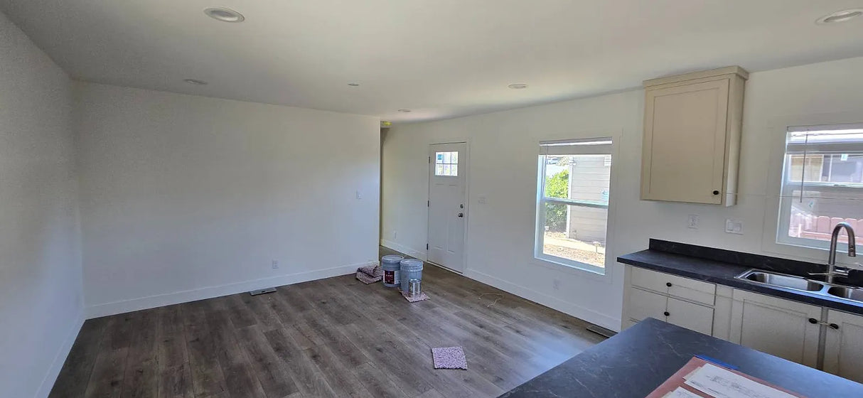 Terrace View, Space 117