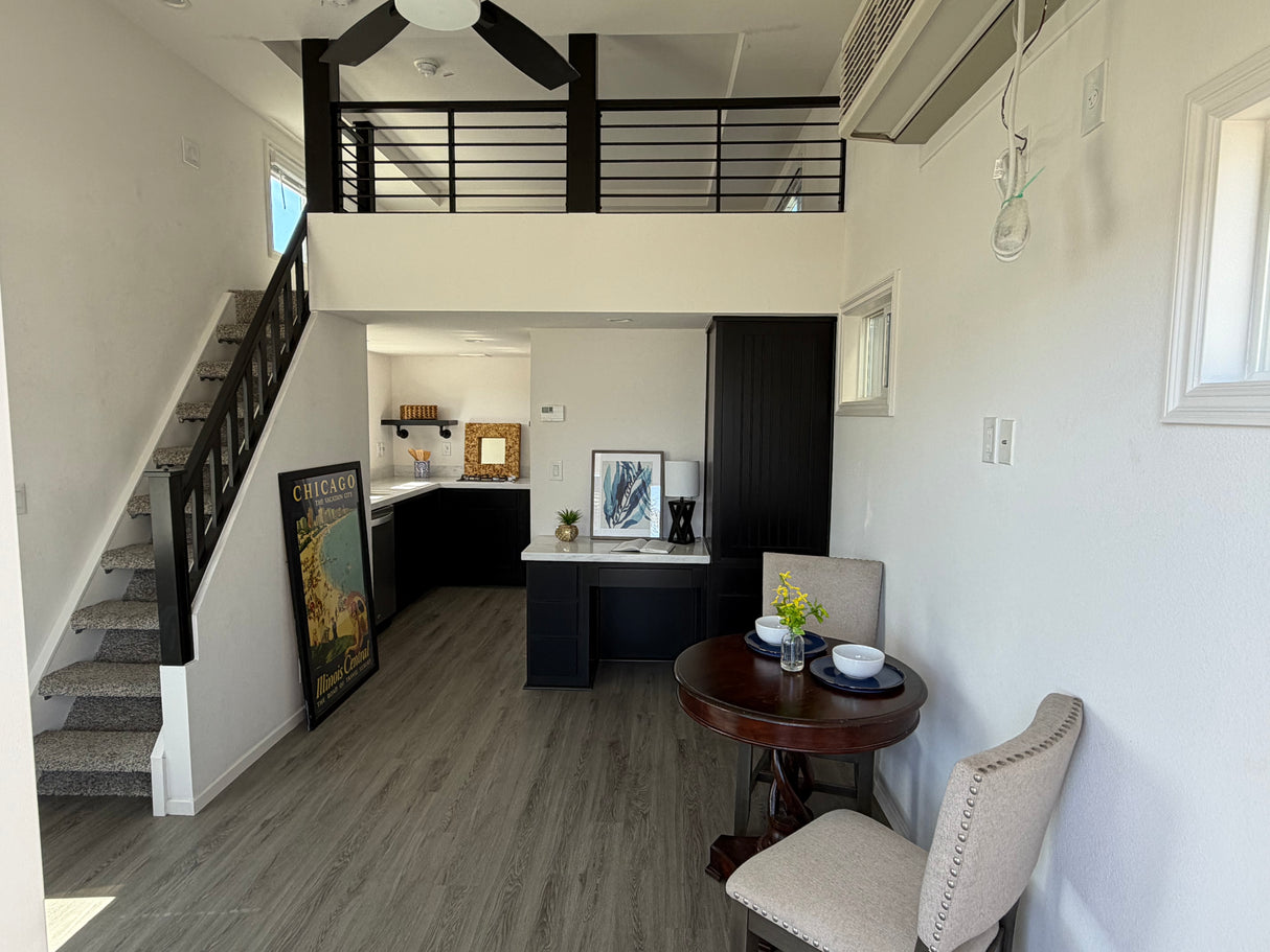 Pacific Acorn 13 - Studio with Loft