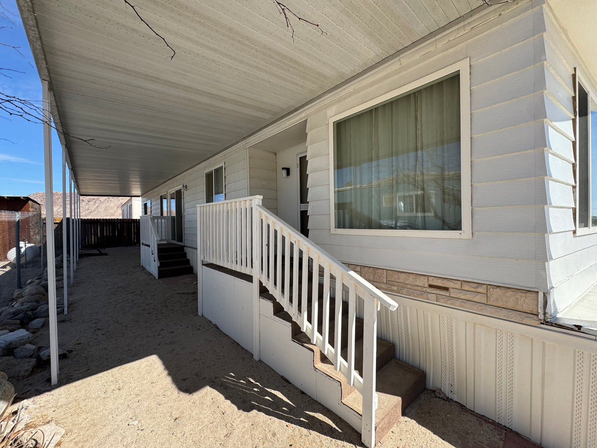 Ocotillo Oasis Mobile Home Park, Space 505