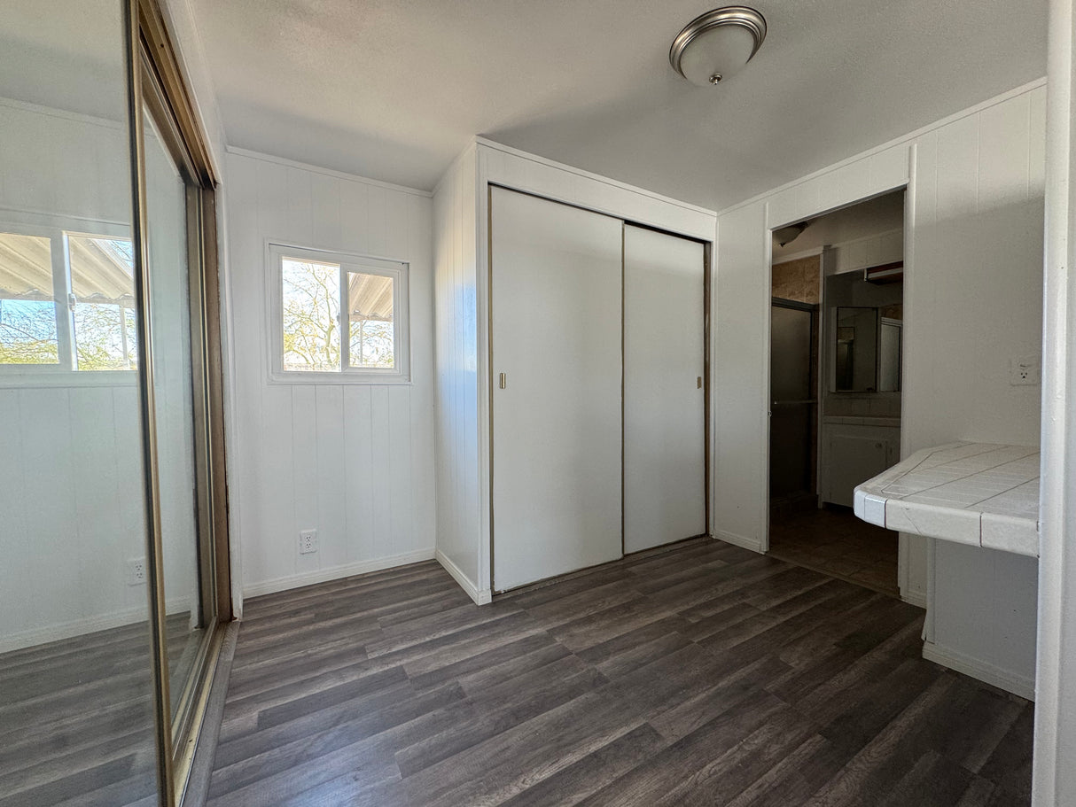 Ocotillo Oasis Mobile Home Park, Space 505