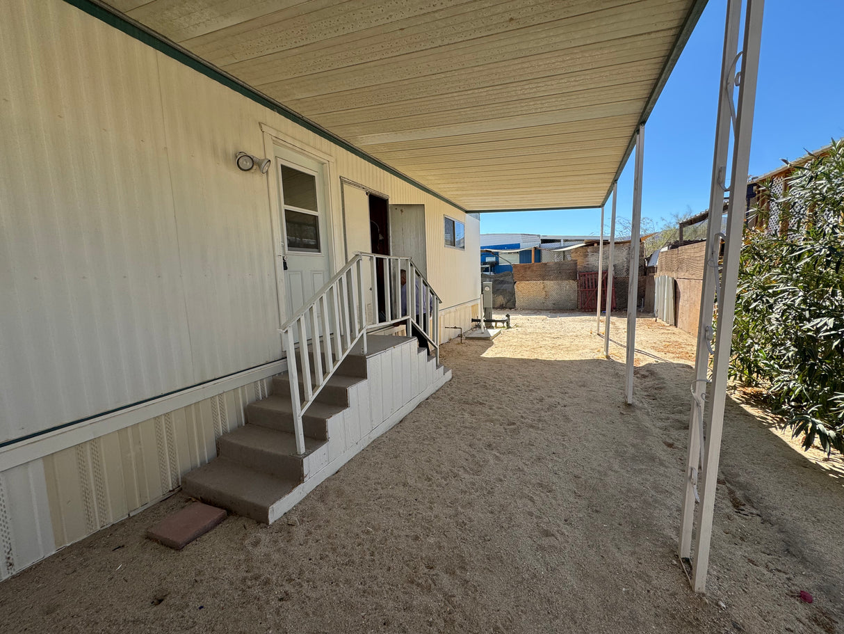 Ocotillo Oasis Mobile Home Park, Space 508