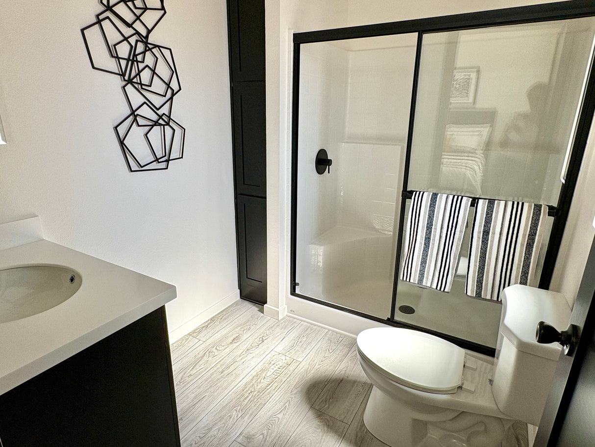 Pacific Bright Star Model 4 CR4- 2BD & 2BA 750 SQFT