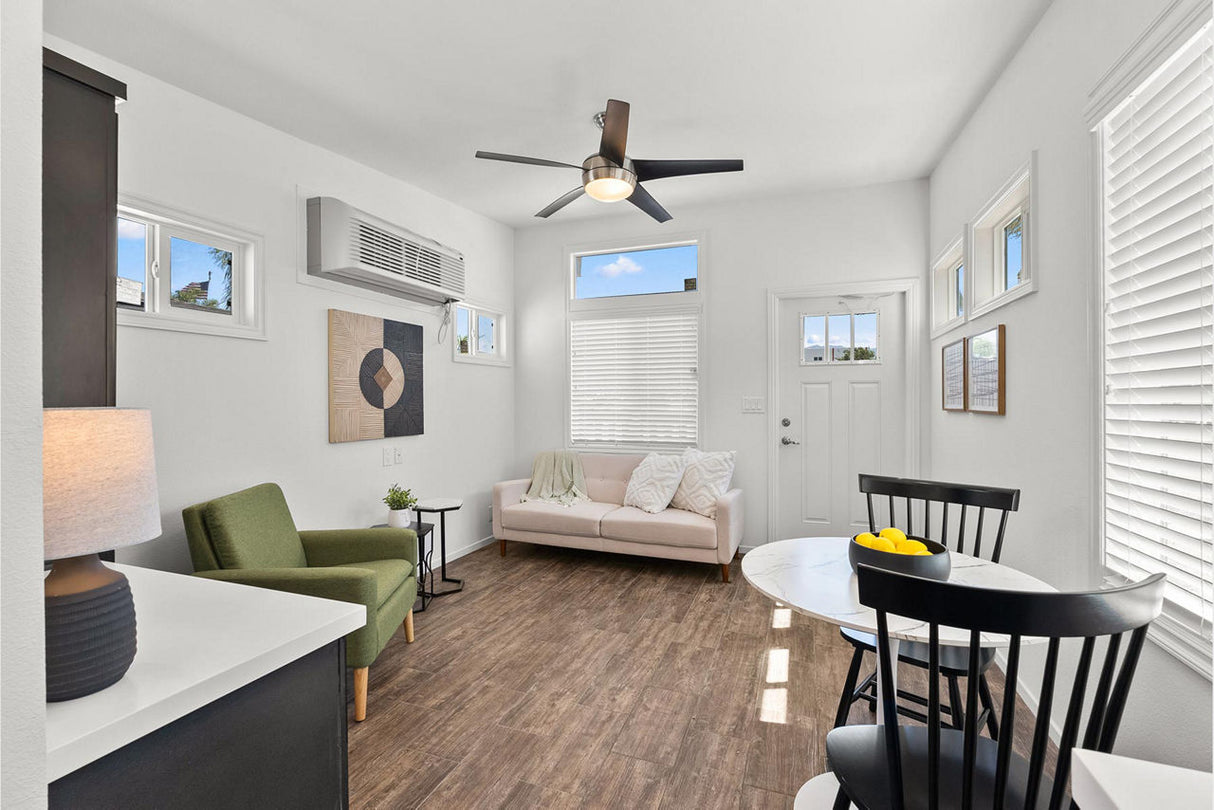 Pacific Acorn 13 - Studio with Loft