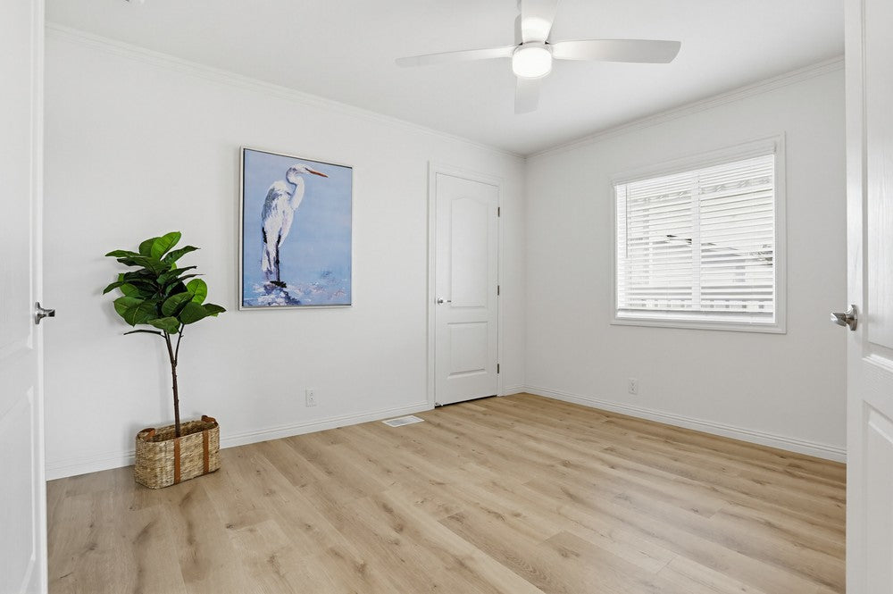 Rancho Escondido, Space 348