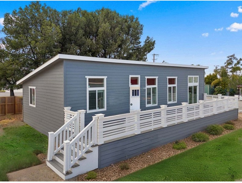 Pacific Freedom Model 2 CR2- 3BD & 2BA 1,041 SQFT