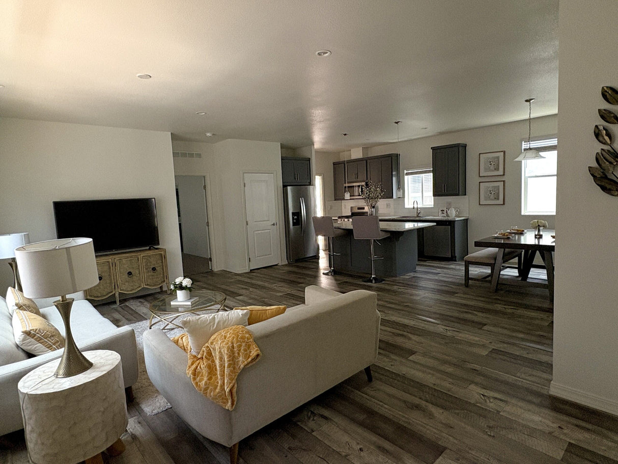 Pacific Del Mar SM4- 3BD & 2BA 1,512 SQFT