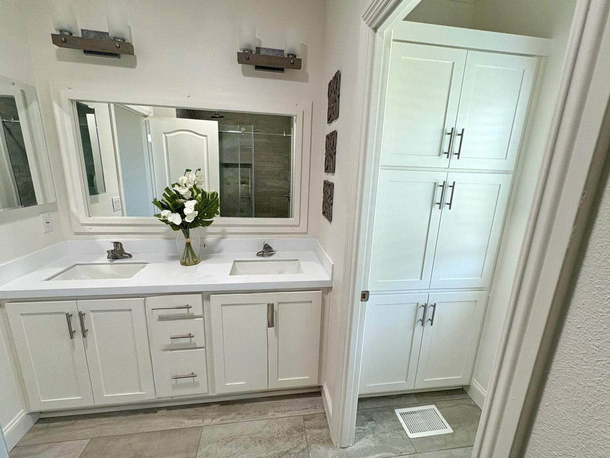 Pacific Trio SM6- 3BD & 2BA 2,130 SQFT