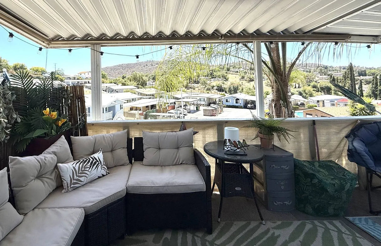 Cypress Hills, Space 66