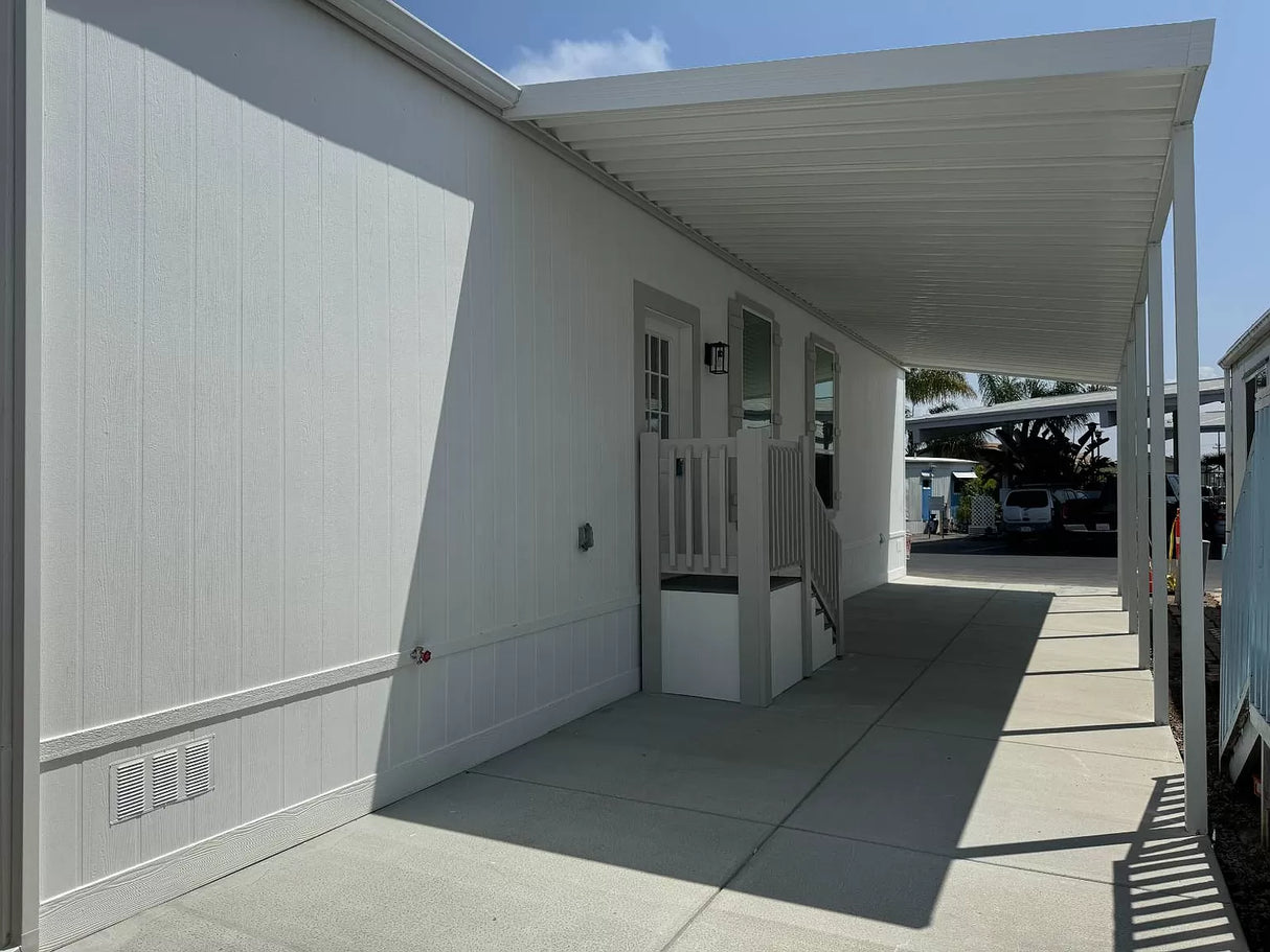 Bayside Palms Space 55