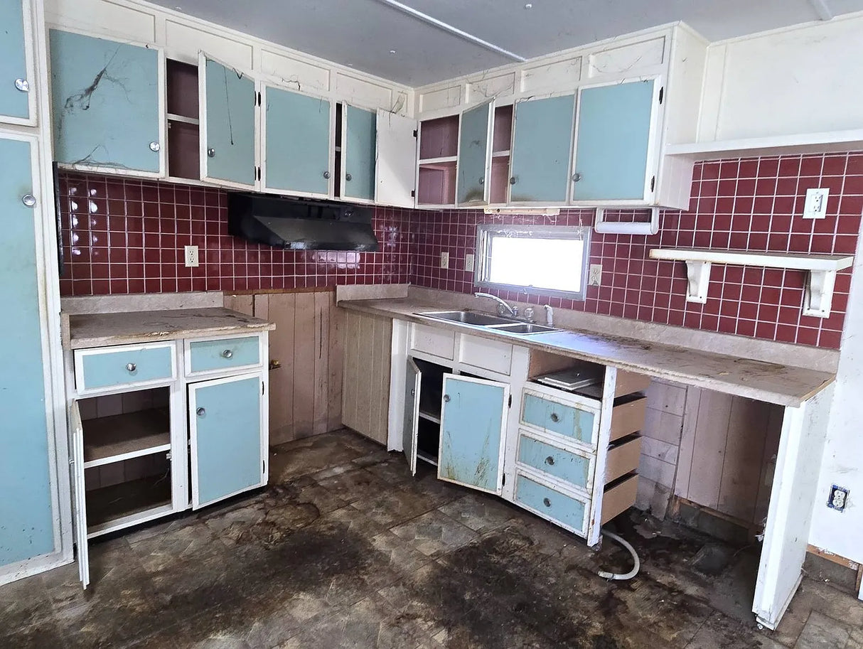 Palm Drive Court, Space D2