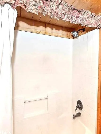 Big Bear Mobile Estates, Space RV2