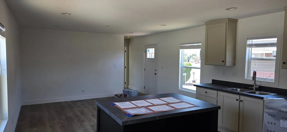 Terrace View, Space 117