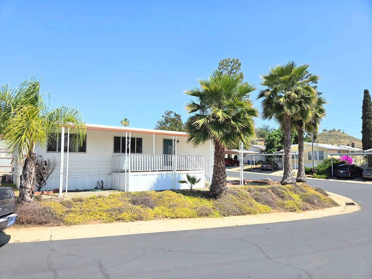 Pepperwood, Space 177