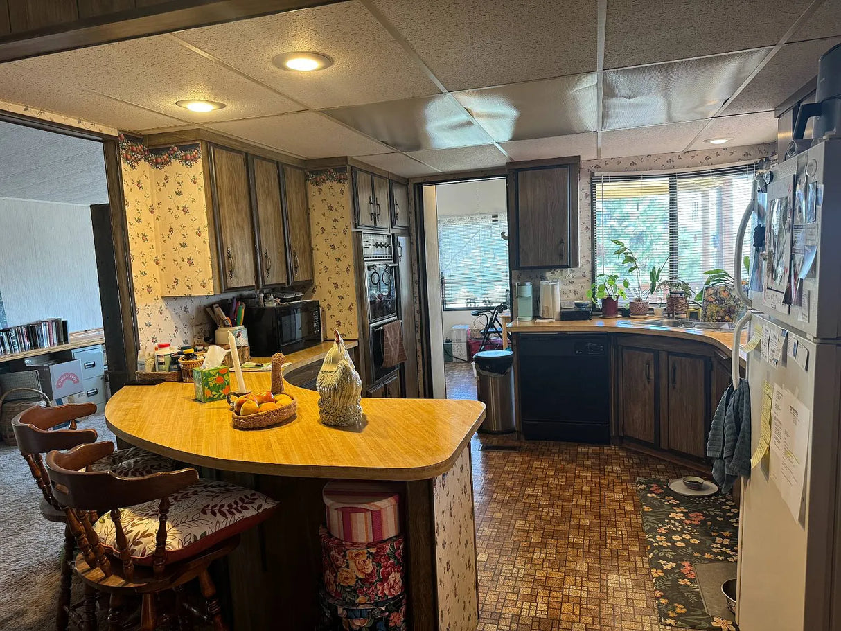 Oakridge Mobile Estates, Space 38