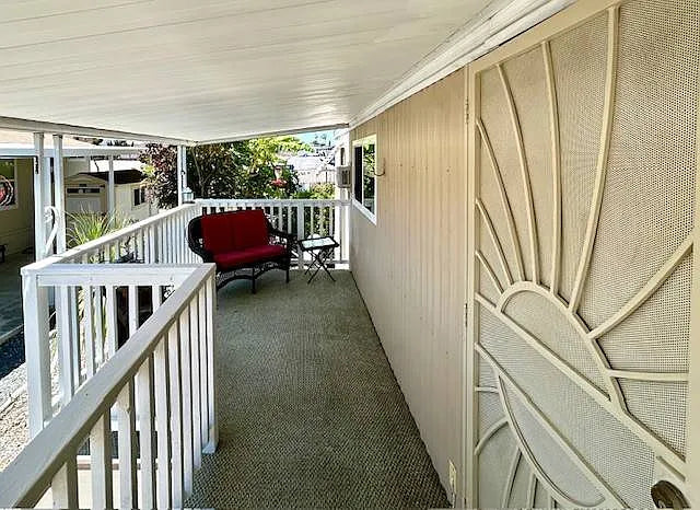 Vista Royal Lodge, Space 112