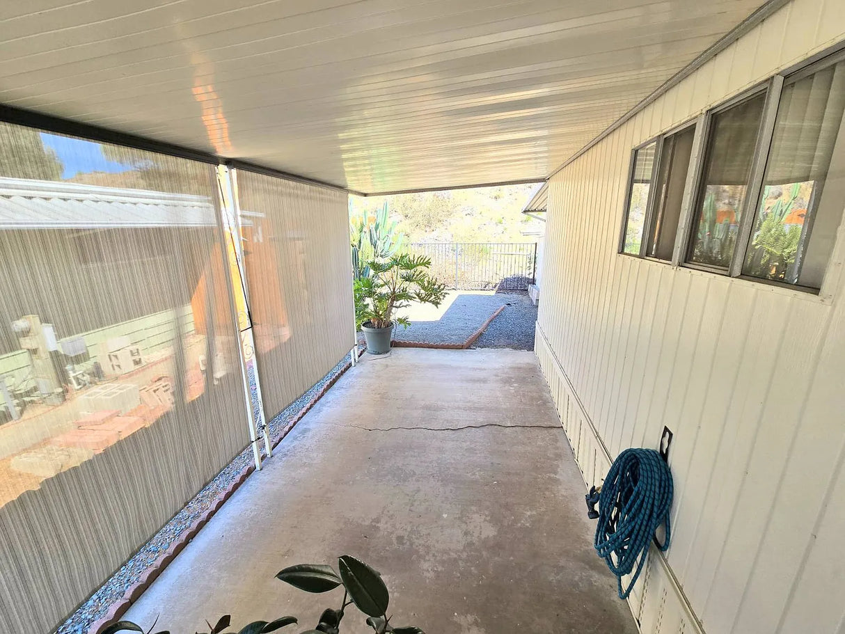 Pepperwood, Space 11