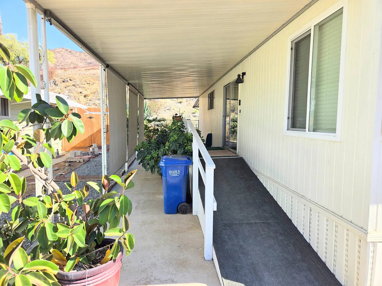 Pepperwood, Space 11