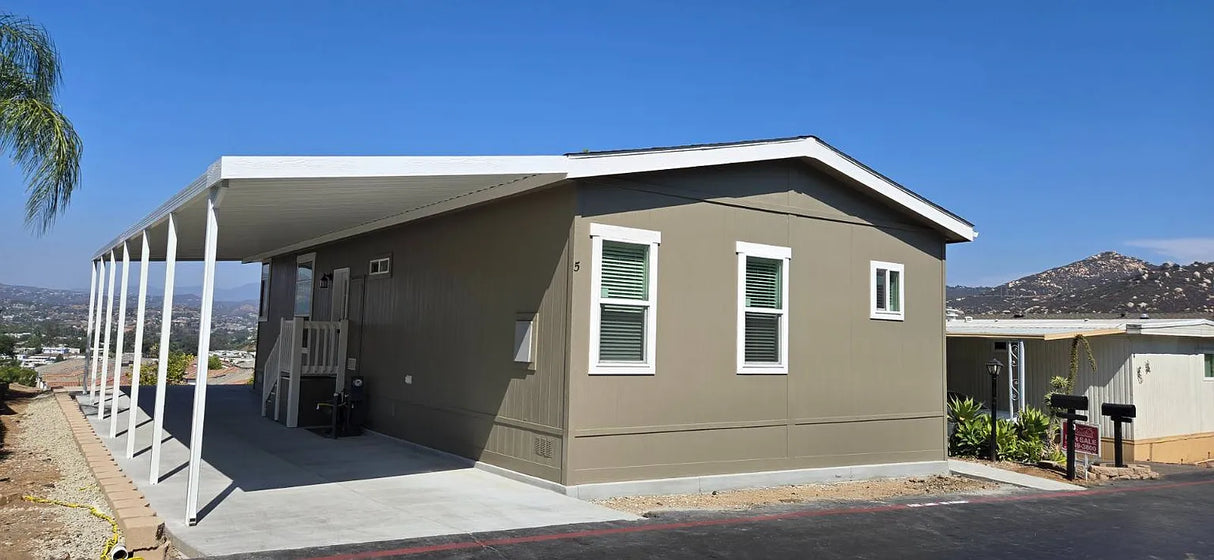 Terrace Views, Space 5