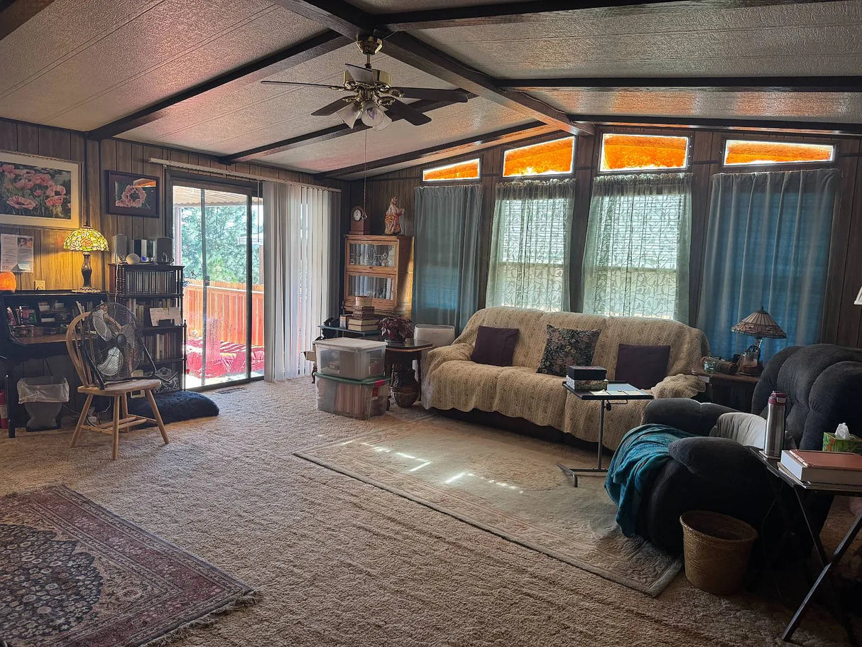 Oakridge Mobile Estates, Space 38