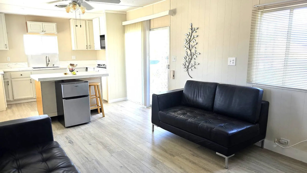 Palm Drive Court, Space D12