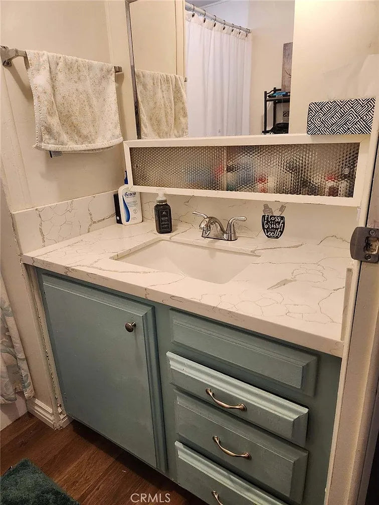 The Colony, Space 69