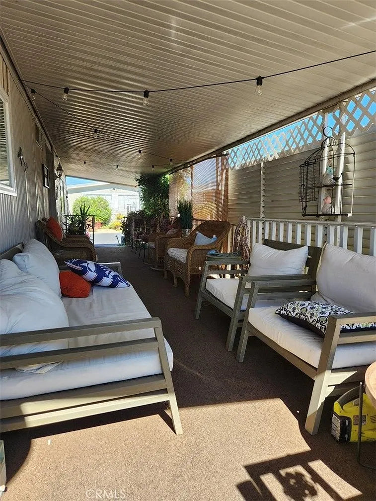 The Colony, Space 69