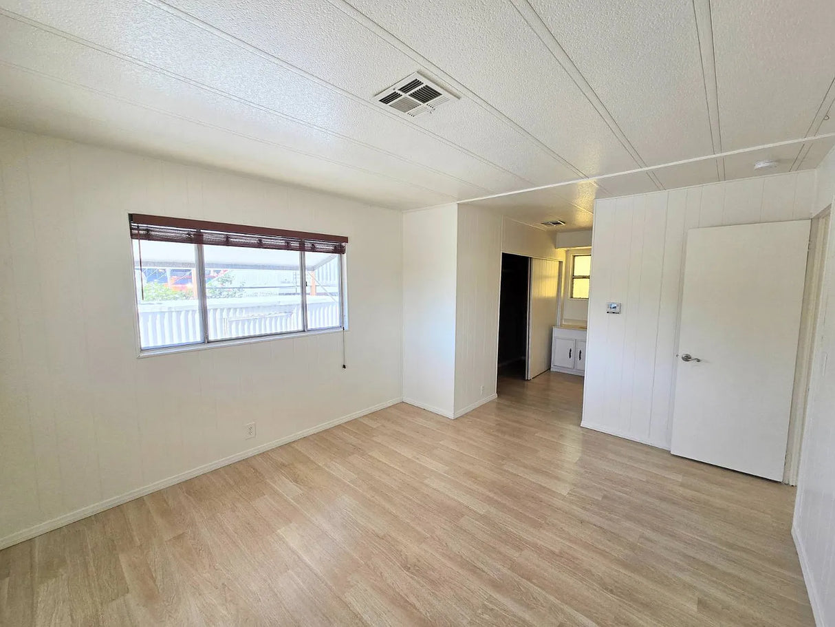 Pepperwood, Space 177