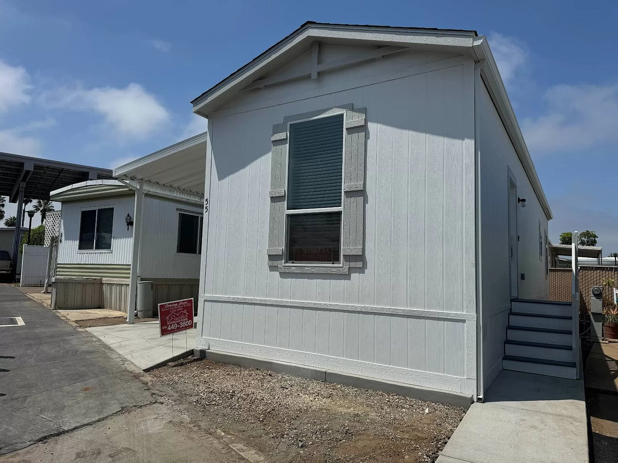 Bayside Palms Space 55