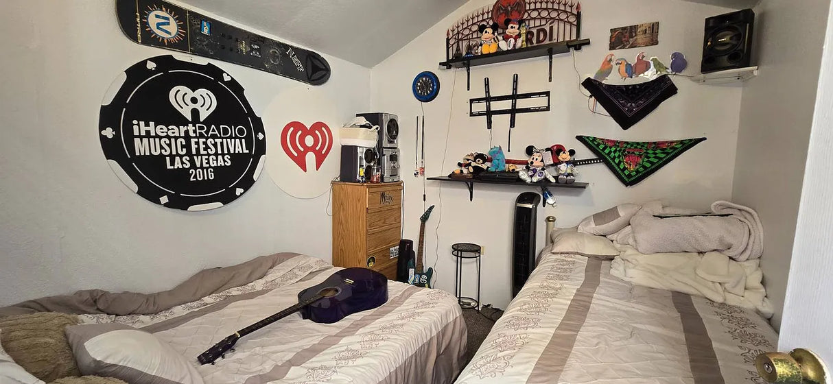 Pecan Park, Space 100